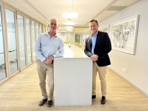 Left-Right-Jon-Jacobson-CEO-Omnisient-and-Gavin-Tipper-CEO-Arise-1